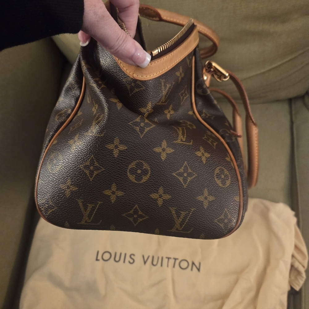 LOUIS VUITTON Monogram Tivoli GM - Picture 8 of 11